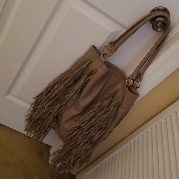 GORGEOUS Fringes BOHO Style Bag - Picture 7 of 7